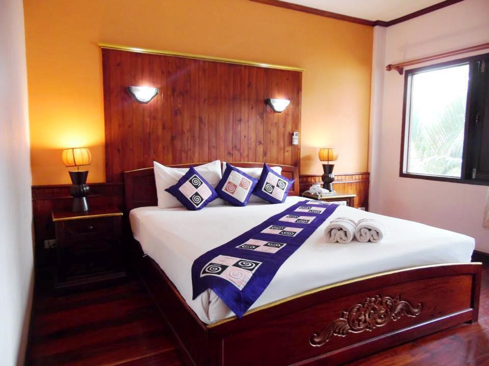 อี-เอาต์ฟิตติ้ง วังทอง โฮเต็ล Hotel หลวงพระบาง ภายนอก รูปภาพ