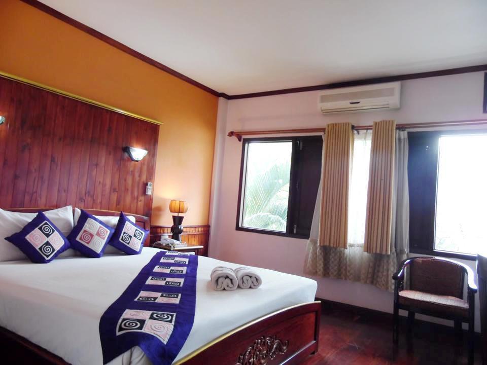 อี-เอาต์ฟิตติ้ง วังทอง โฮเต็ล Hotel หลวงพระบาง ภายนอก รูปภาพ