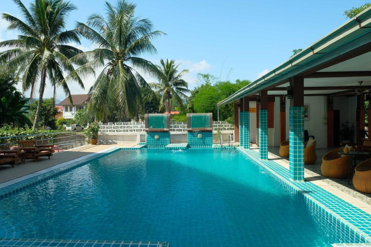 อี-เอาต์ฟิตติ้ง วังทอง โฮเต็ล Hotel หลวงพระบาง ภายนอก รูปภาพ